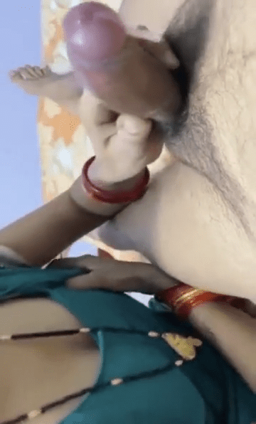 bhabhi ke muh mai hi jhaad diya p16