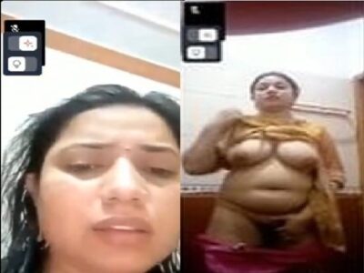 Desi aunty video call sex chat viral dress change