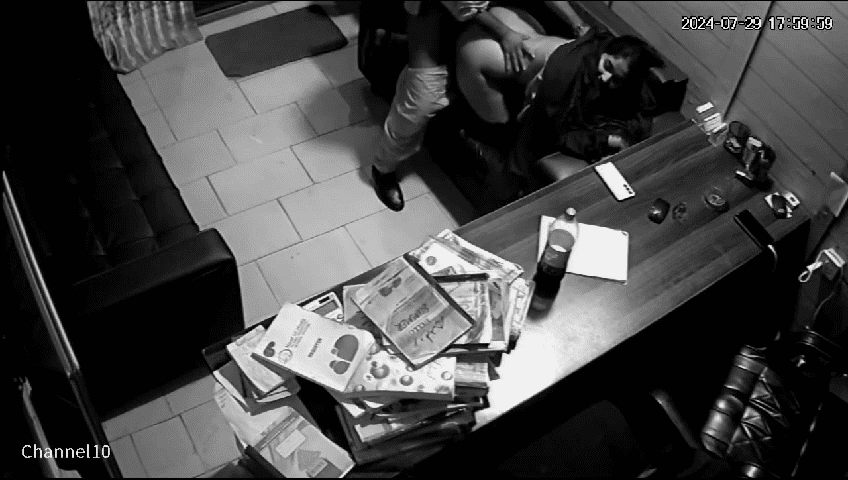 Paki muslim wife doggy sex hotel ke watchman sath cctv