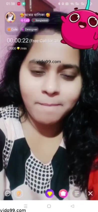 chamet sexy girl Nube showing body 02